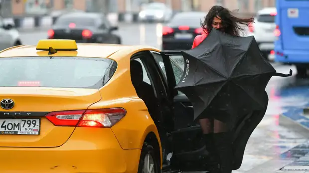 Синоптик предупредил о приближении «атмосферного монстра» к Москве