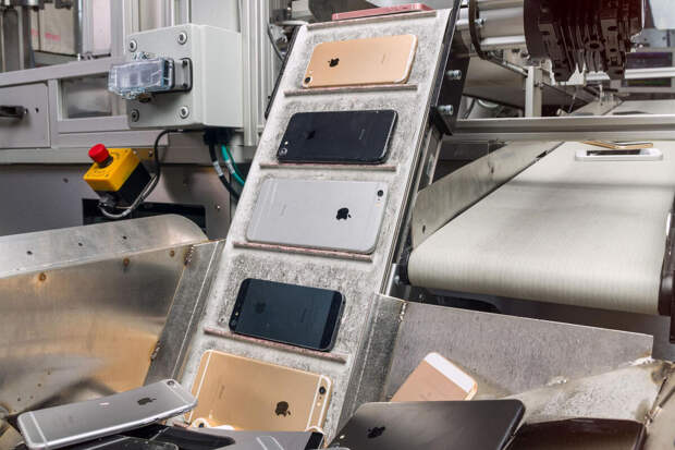 Bloomberg: партнер Apple вместо утилизации продал почти 100 тысяч рабочих iPhone