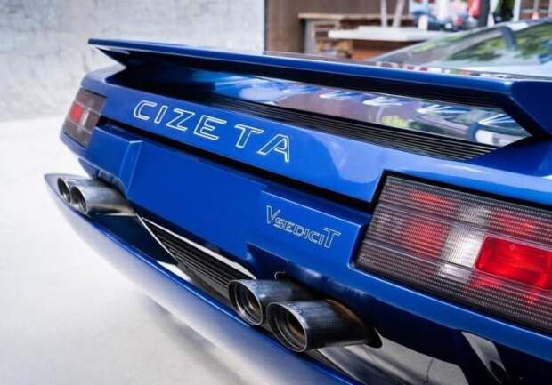 Редкий суперкар Cizeta V16T из коллекции султана Брунея
