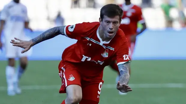 Смолов во время матча с «Оренбургом» ударил защитника