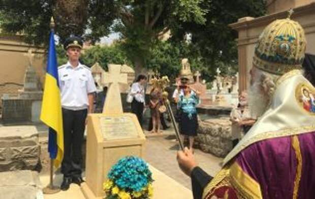 В Египте установили памятник в честь адмирала украинской армии