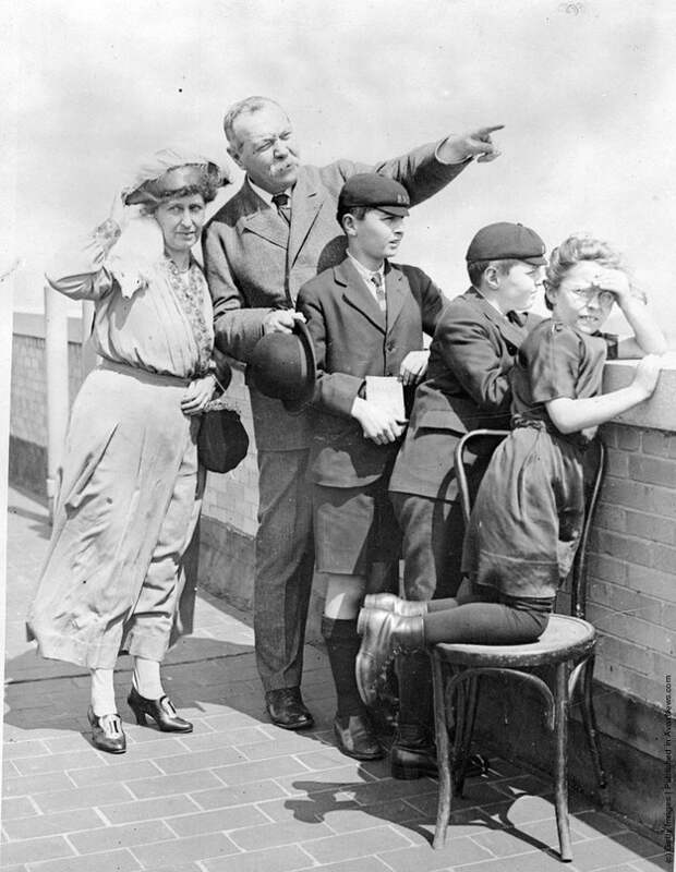 Артур Конан Дойл с семьей, апрель 1922 года. история, факты, фотографии