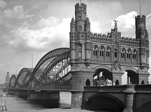 Фотография: Утерянная архитектура: 40 сооружений, которые мы можем увидеть только на фото №2 - BigPicture.ru
