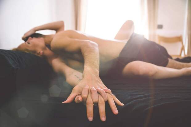 Начавшие отношения с секса на одну ночь супруги рассказали о своих сожалениях