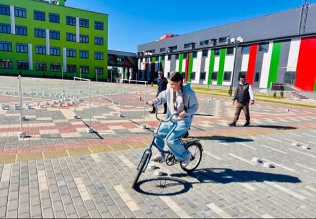 Ребята из Бобруйска стали победителями областного слета-конкурса юных инспекторов движения.