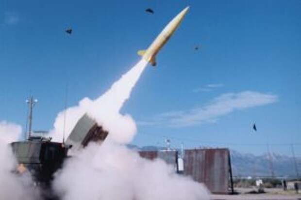У Зеленского подтвердили данные об ударе по Крыму ракетой ATACMS