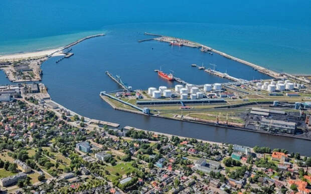 Россия предлагала Прибалтике 20 лет назад купить ее морские порты, а
сегодня они ей не нужны