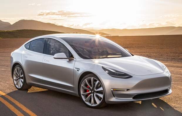 Технологическая новинка 2017 года: «Tesla Model 3».