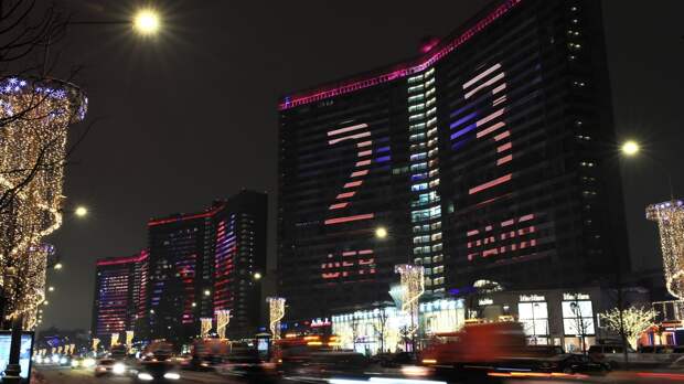 Опрос: сертификаты на покупки лидируют в списке подарков коллегам-мужчинам на 23 февраля