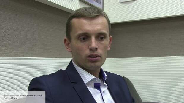 Луценко уходит с поста генпрокурора: эксперт раскрыл тайный подтекст заявлений кума Порошенко 