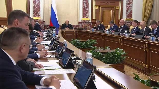 Правительство РФ направит 300 млн рублей на поддержку бизнеса в новых регионах