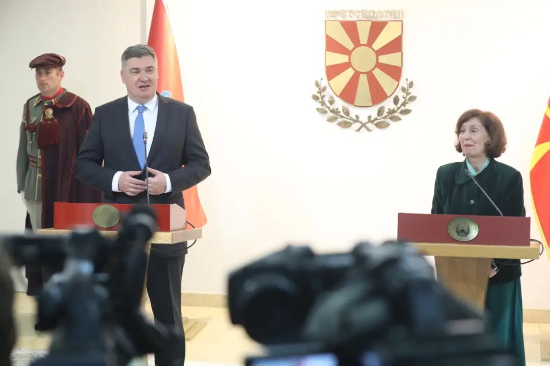 Президент Хорватии Зоран Миланович нанёс официальный визит в Северную Македонию, где встретился со своей...