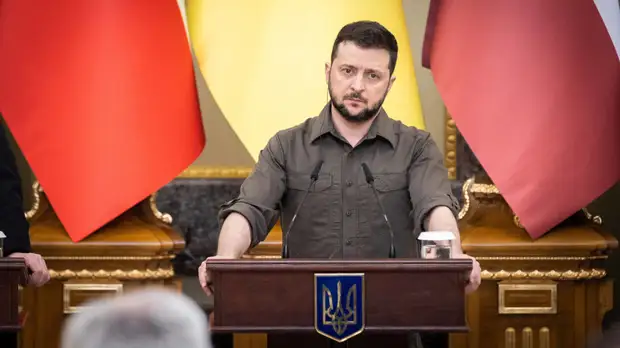 «Диаметрально противоположные сигналы»: как Зеленский пытается уклониться от диалога с Россией