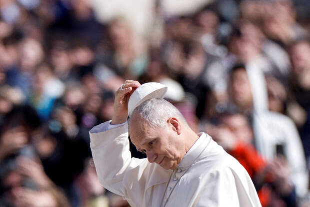 Глава Англиканской церкви присоединилась к призывам папы Римского к миру в Иране