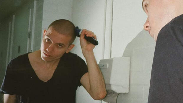 Собчак: после тренировки умер солист Shortparis Николай Комягин