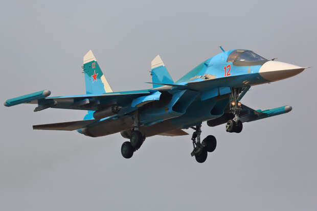 Самолет ВКС России Су-34 разбился в горах Северной Осетии, экипаж погиб