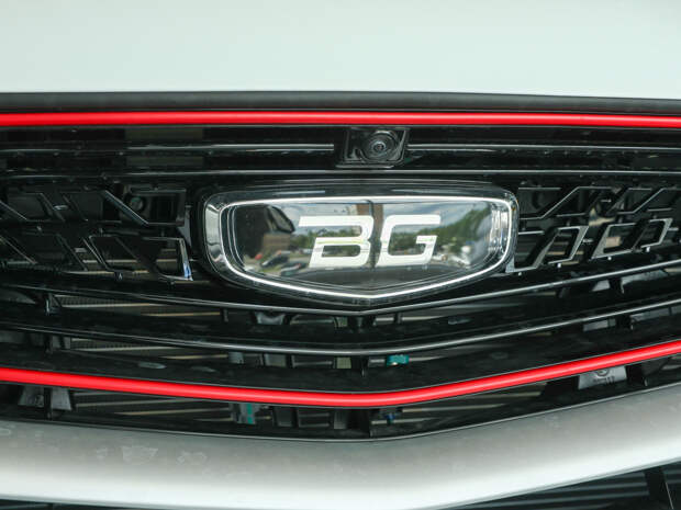 Россияне выбрали лучшие авто 2025 года