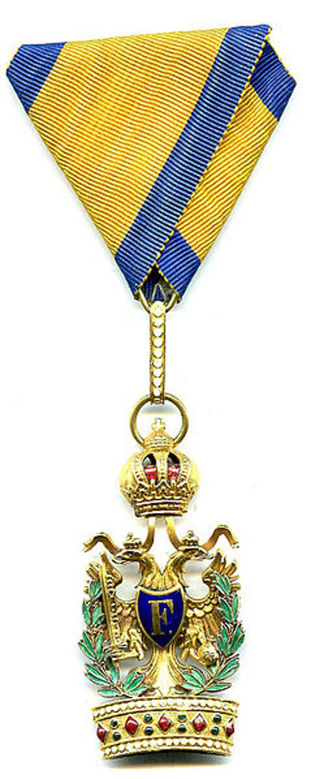 743664_239pxOEK3_with_war_decoration_obv (239x598, 47Kb)