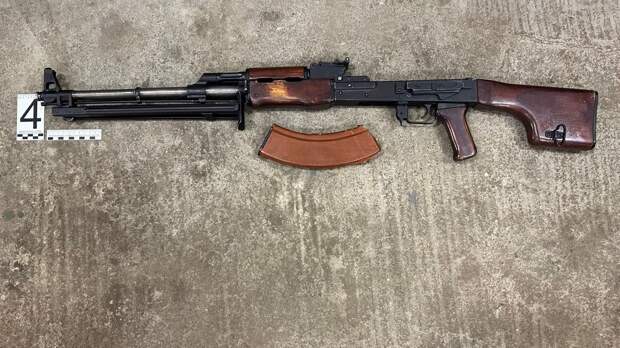 Жителям Рязанской области грозит срок до 12 лет за попытку продажи пулемёта и винтовки