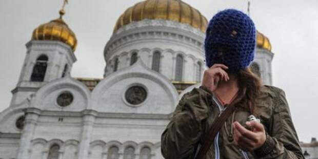 Большинство россиян одобряют ужесточение наказания за святотатство