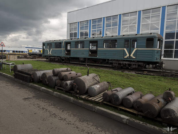 Как умирают вагоны московского метро вагон, метро, москва, утилизация