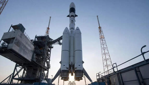 "А мне совсем не больно, курица довольна": На Украине недовольны пустым "Орешником" и просят добавки