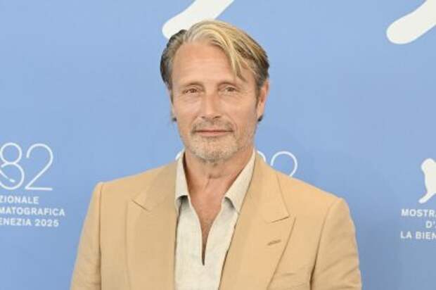 Famous birthdays for Nov. 22: Mads Mikkelsen, Auli'i Cravalho