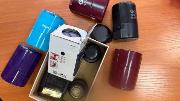 Теневых банкиров с оборотом в 600 млн руб. задержали в Петербурге