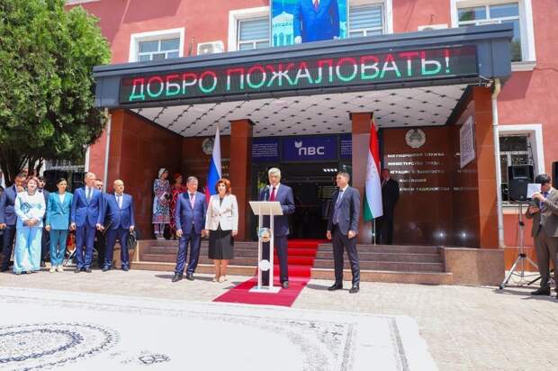 Колокольцев принял участие в открытии филиала паспортного сервиса в Душанбе