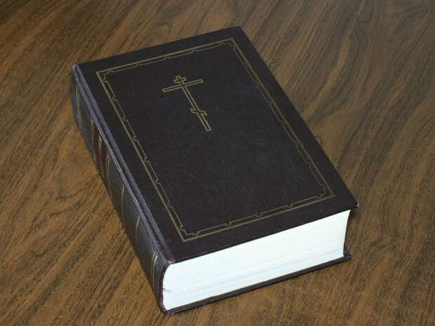 Тюменцы распродают антиквариат: цена лота может достигать 1,5 миллиона рублей