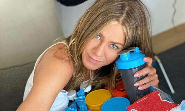 Секрет молодости Дженнифер Энистон и Холли Берри: правда и мифы о коллагене