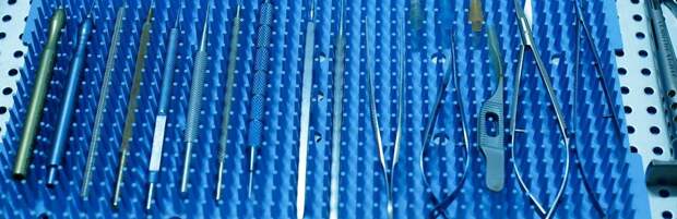 Алматинские нейрохирурги спасли пациента с метастазами позвоночника от паралича