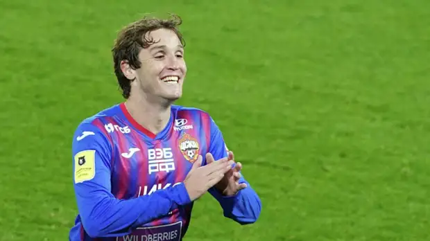 Футболист сборной России Фернандес женился