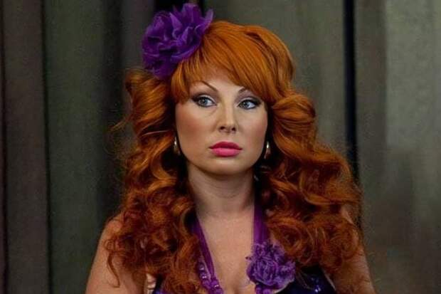 Mash: актриса Наталья Бочкарева получила 50 штрафов на 63 тысячи рублей за ПДД