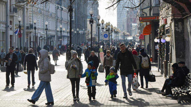 Синоптик Леус: в Москве потеплеет до плюс 16 градусов, но дождей не избежать