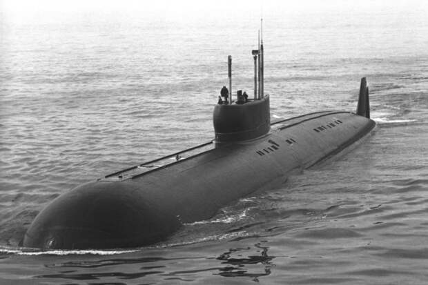 Фото: U.S. Navy/ Wikimedia.org Как "Золотая рыбка" гоняла авианосец США по Атлантике