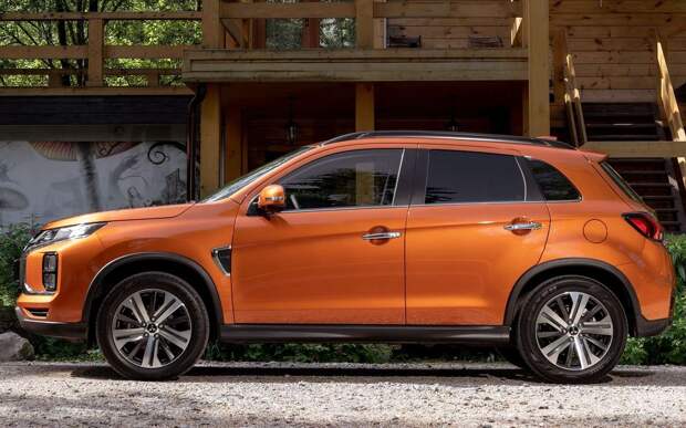 Хорошо известный японский кроссовер вернулся в Россию с приятной ценой