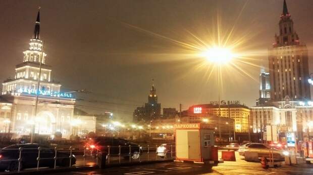 Власти Москвы ответили недовольным платными парковками посетителям храмов