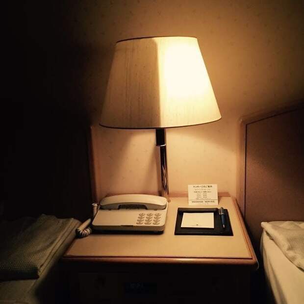 5. Удобные прикроватные лампы в отеле интересно, путешествия, удивительно, япония