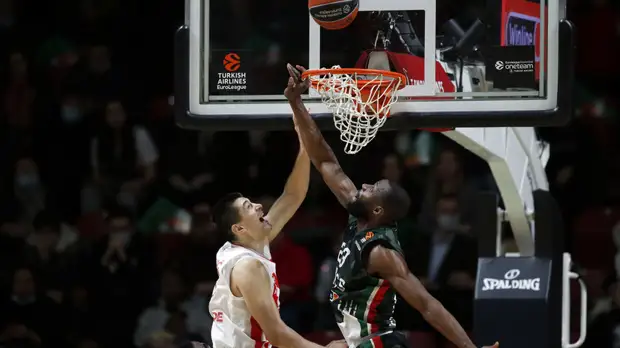 УНИКС проиграл «Црвене Звезде» в матче баскетбольной Евролиги