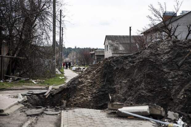 Сочи в опасности: мощный оползень заблокировал дороги и жилой комплекс