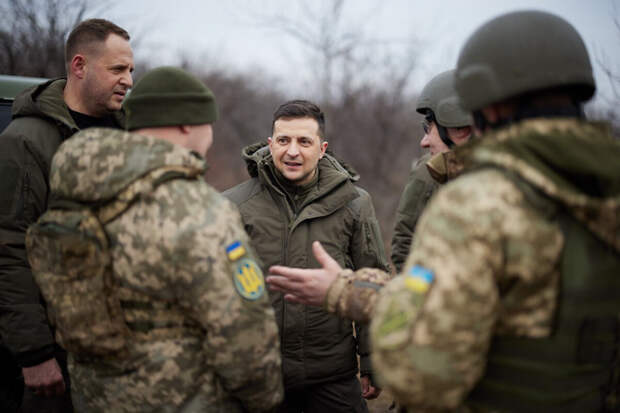 Независимая Украина в 1990-е годы Леонид Кравчук победил на первых выборах президента Украины.-27