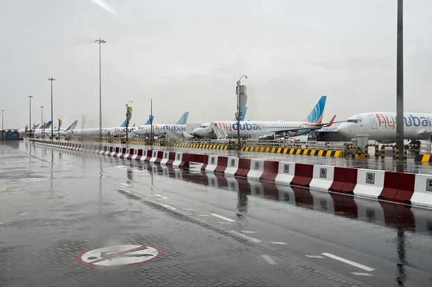 Аэропорт Дубая сократил количество принимаемых рейсов на 48 часов
