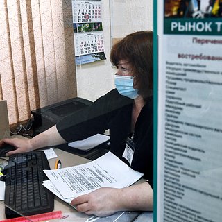 Путин оценил нехватку рабочих рук в России