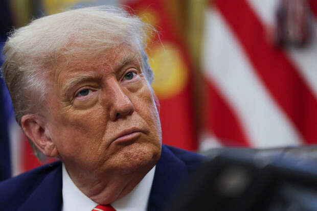 Трамп показал главе ЮАР Рамафосе материалы, якобы доказывающие геноцид белых