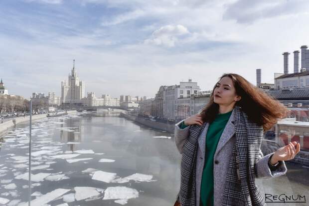 Метеорологи пообещали жителям Москвы теплую облачную погоду