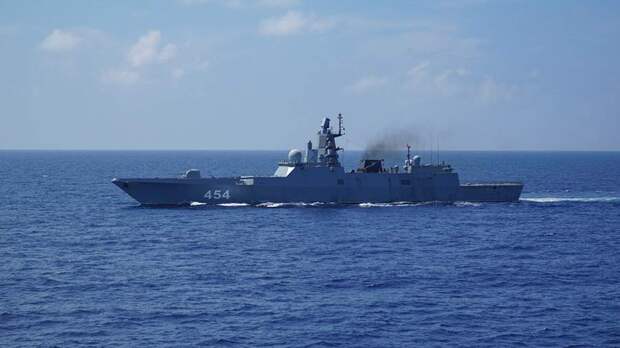СМИ сообщили о слежке ВМС США за визитом российского флота на Кубу