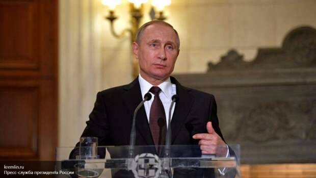 Путин получил просьбу Обамы о помощи в становлении мира в Донбассе