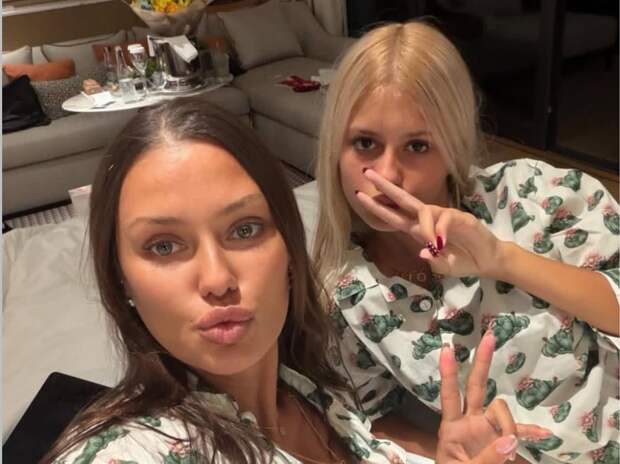 «Не могут даже на английском разговаривать»: дочь Бони унизила подписчиков мамы