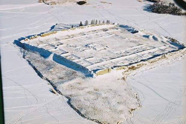 Загадочный остров в Сибири (22 фото)